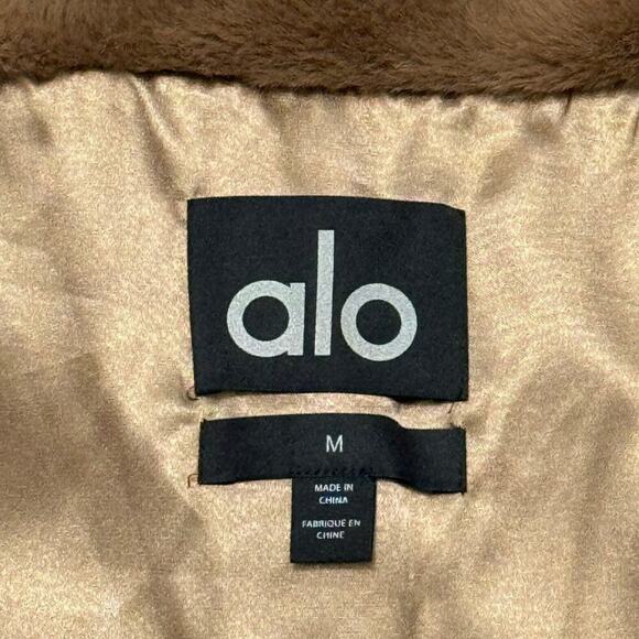 ALO YOGA Oversized Sherpa Trench in Camel sz Medium Teddy Coat Kendall Jenner - Picture 13 of 14